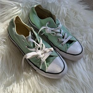 Women’s Converse